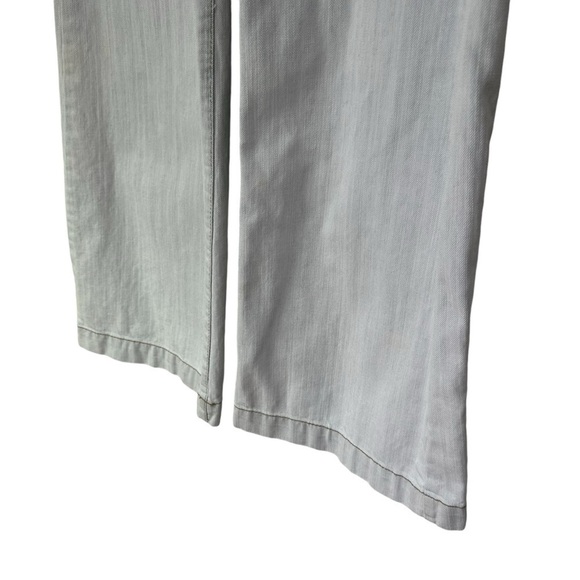 BCBGeneration Vintage 90s Light Denim Wide Leg Flare Jeans, 28 - Picture 4 of 13